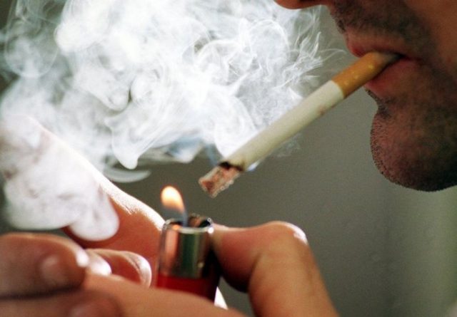 5fd49ed4-57e4-4bfd-82d5-2b7c0a0a0a64-2-man-lighting-a-cigarette-690x480